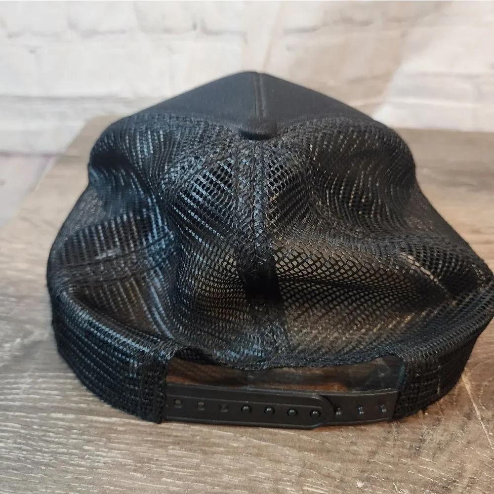 Men's Eddie Bauer snap back hat, size OS